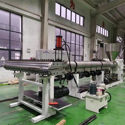 150 machines à extrusion en plastique à vis unique utilisées