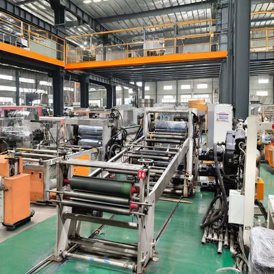 Fabrication de précision de machines d'extrusion de têtes d'extrusion en plastique sur mesure
