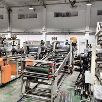 Machine d'extrusion de plastique professionnelle de grande capacité pour une production supérieure et de plastique