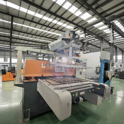 Coupeuse hydraulique de précision pour produits en plastique jusqu'à 250 mm