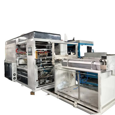 Machine de moulage sous vide en plastique 8000 kg Poids de la machine et profondeur maximale de moulage de 180 mm